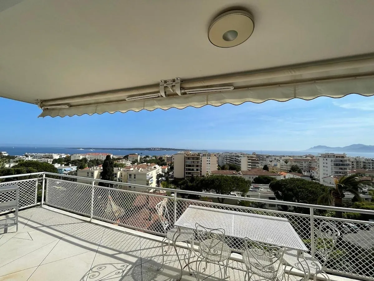 Sea View Apartment In Cannes